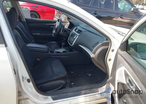 2017 Nissan Altima 2.5 Sr z USA, uszkodzony, nr VIN 1N4AL3AP8HC228563